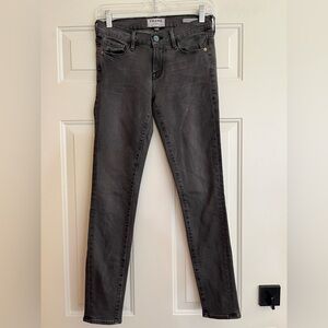 Frame Denim Le Skinny de Jeanne skinny stretch washed out black Jean. Size 26